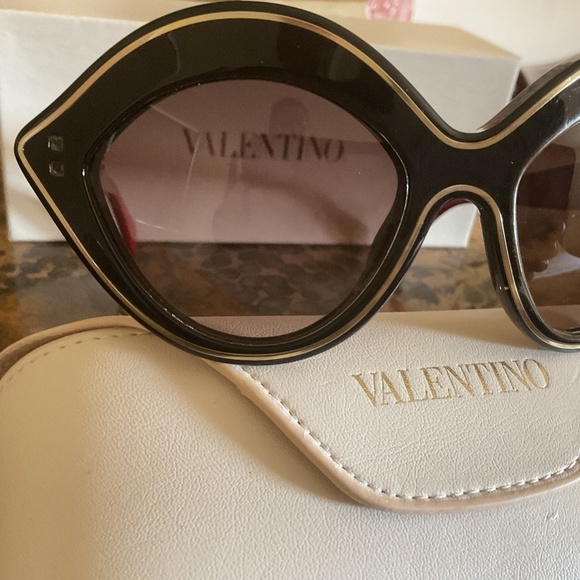 VALENTINO CAT EYE RED/BLACK WOMAN SUNGLASSES WITH CASE main image 7